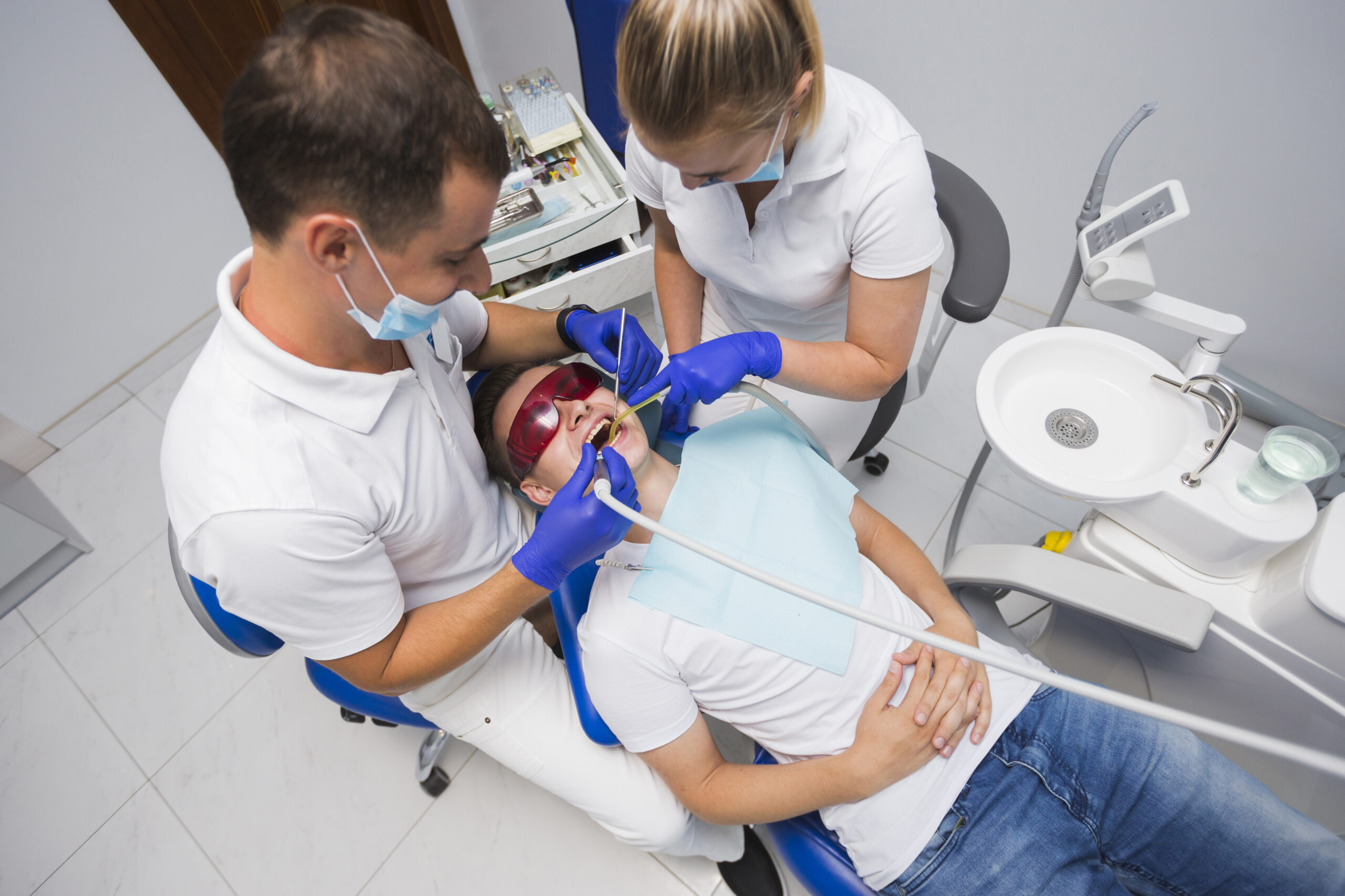 Preventive Dental Care vs Emergency Dental Treatment – Why Early Care Matters