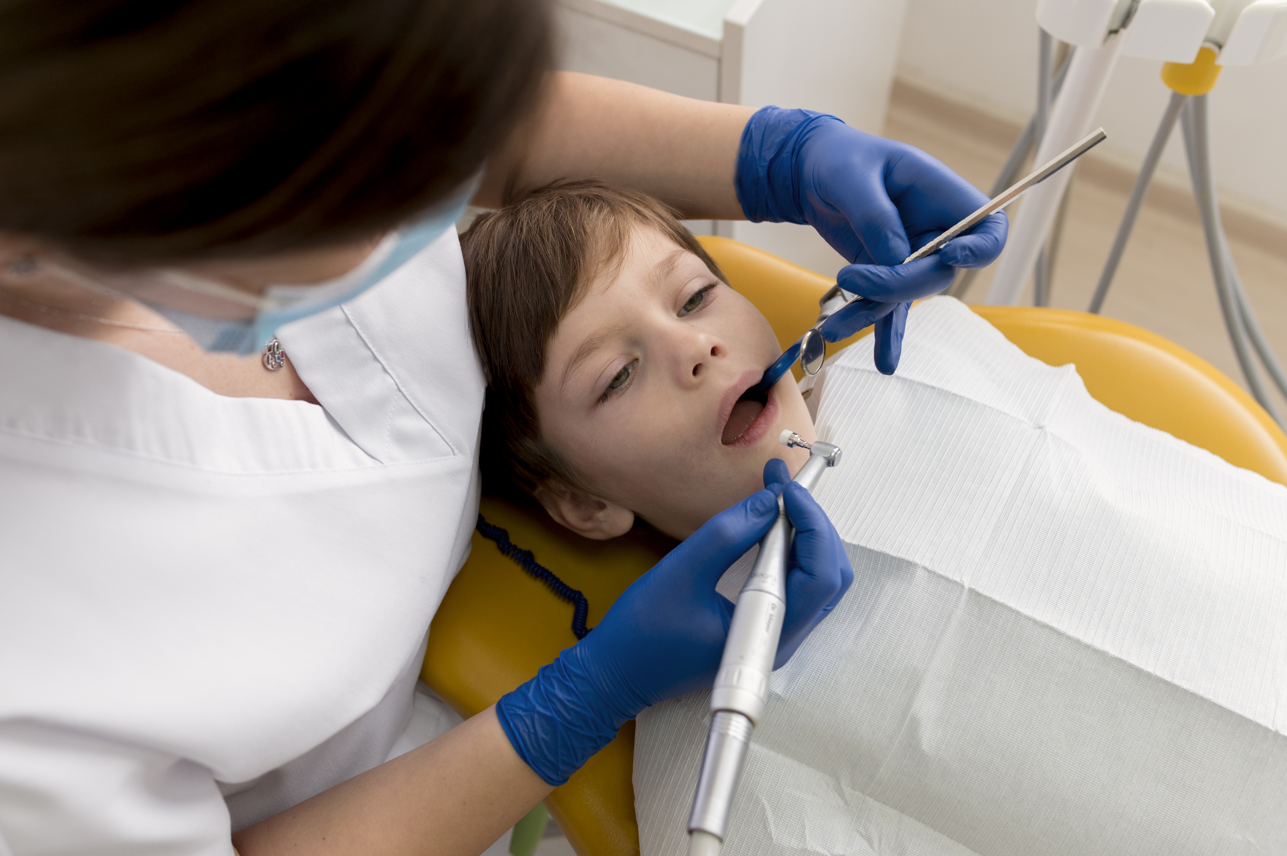 Kids Dentistry vs Regular Dental Care – Why Children Need Specialized Dental Treatment